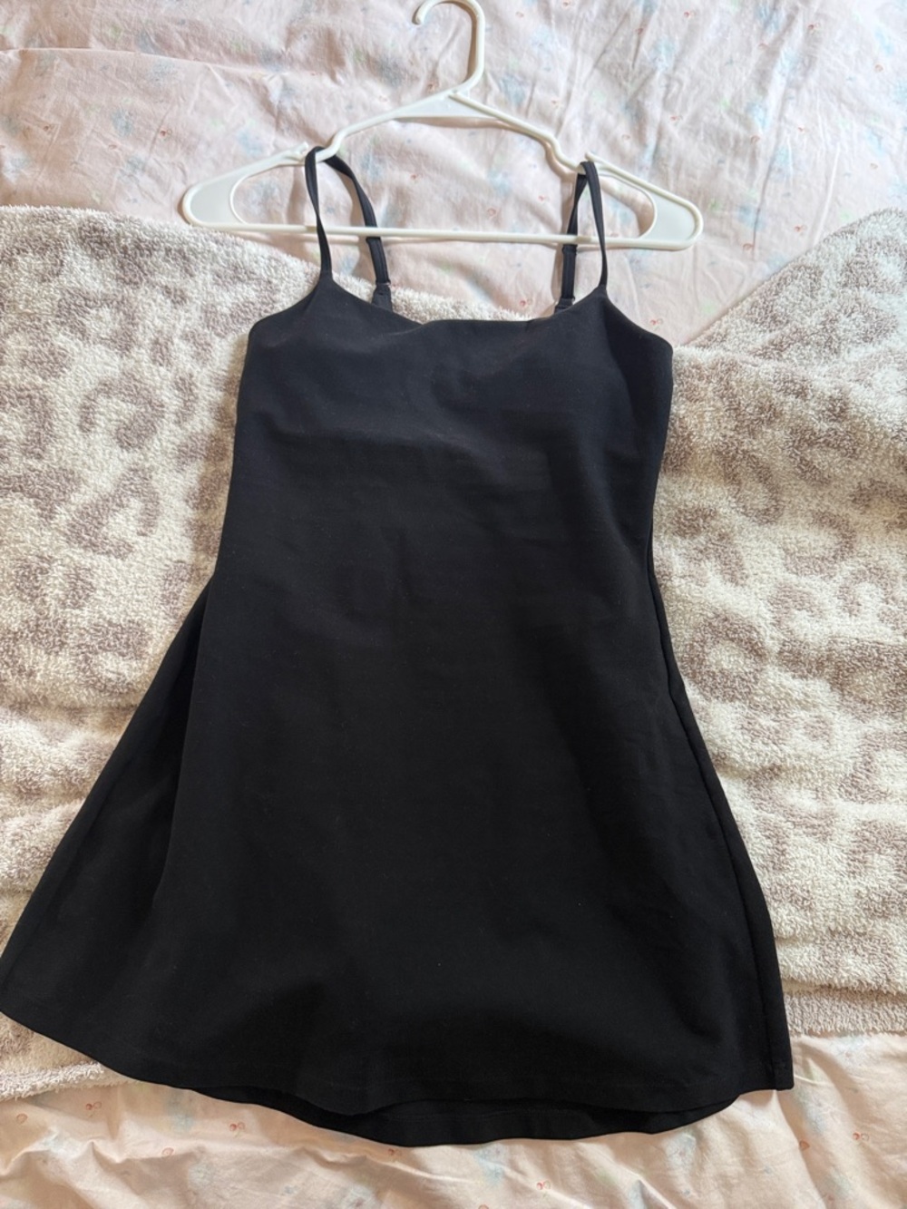 Alosoft Encore Tennis dress - Picture 1 of 3